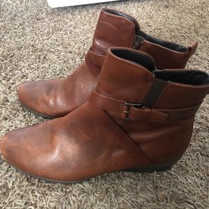 Women’s Ecco Boots